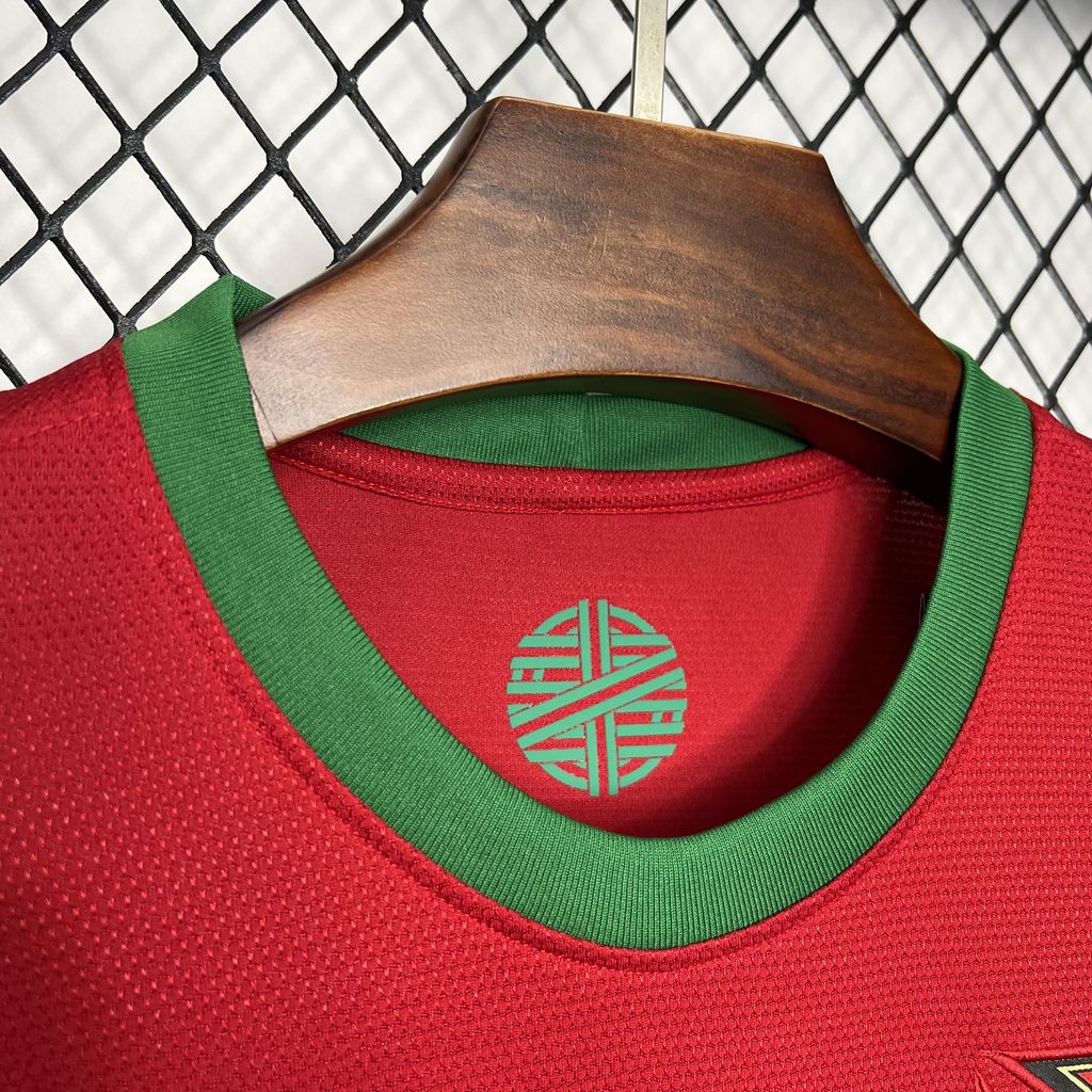 Camisa Portugal Home 2012 - Versão Retro