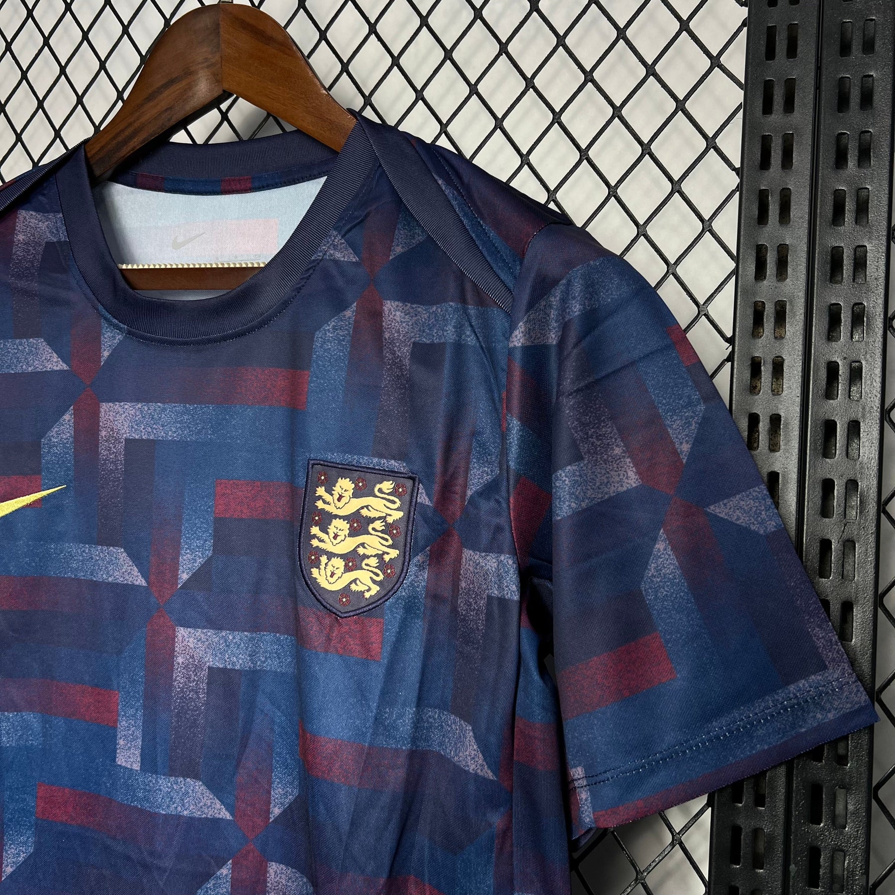 Camisa Inglaterra Pré-Jogo 24/25 - Torcedor Masculina