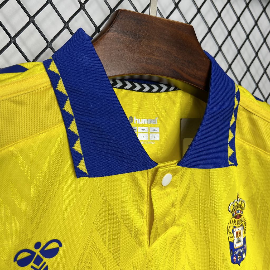 Camisa Las Palmas Home 24/25 - Torcedor Masculina