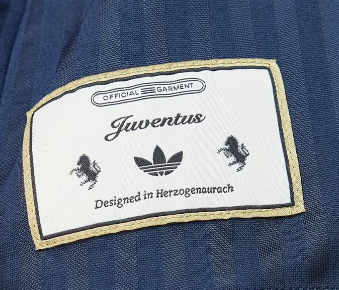 Camisa Juventus Terrace Icons Retro - Jogador