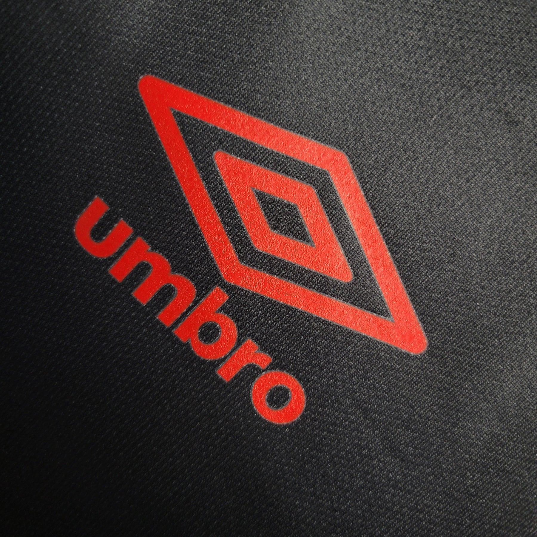 Camisa Athletico Paranaense Away 23/24 - Umbro Torcedor Masculina