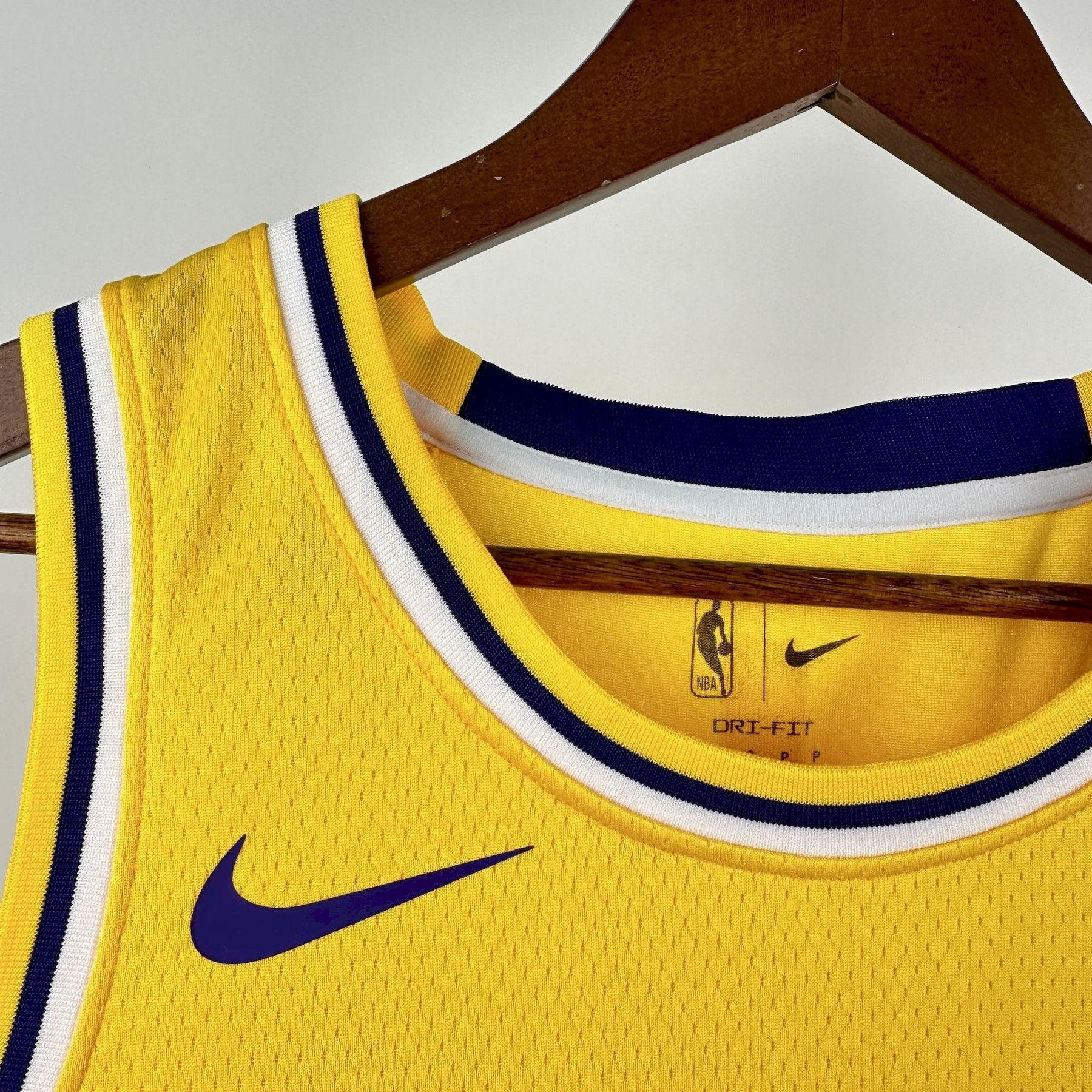 Camisa NBA Lakers #77 Doncic Icon Edition - 23/24