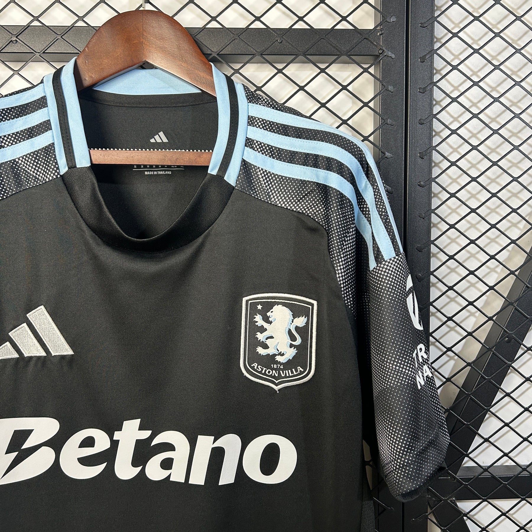 Camisa Aston Villa Away 25/26 Castore Torcedor Masculina - Lançamento