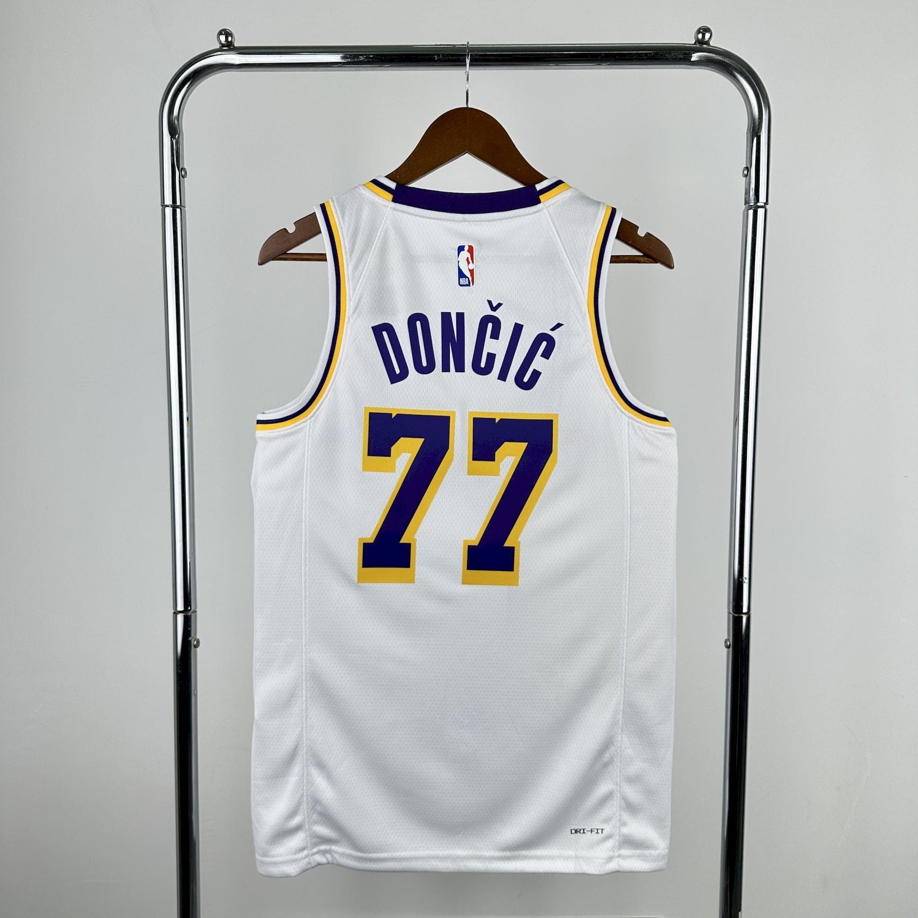 Camisa NBA Lakers #77 Doncic Association Edition - 23/24