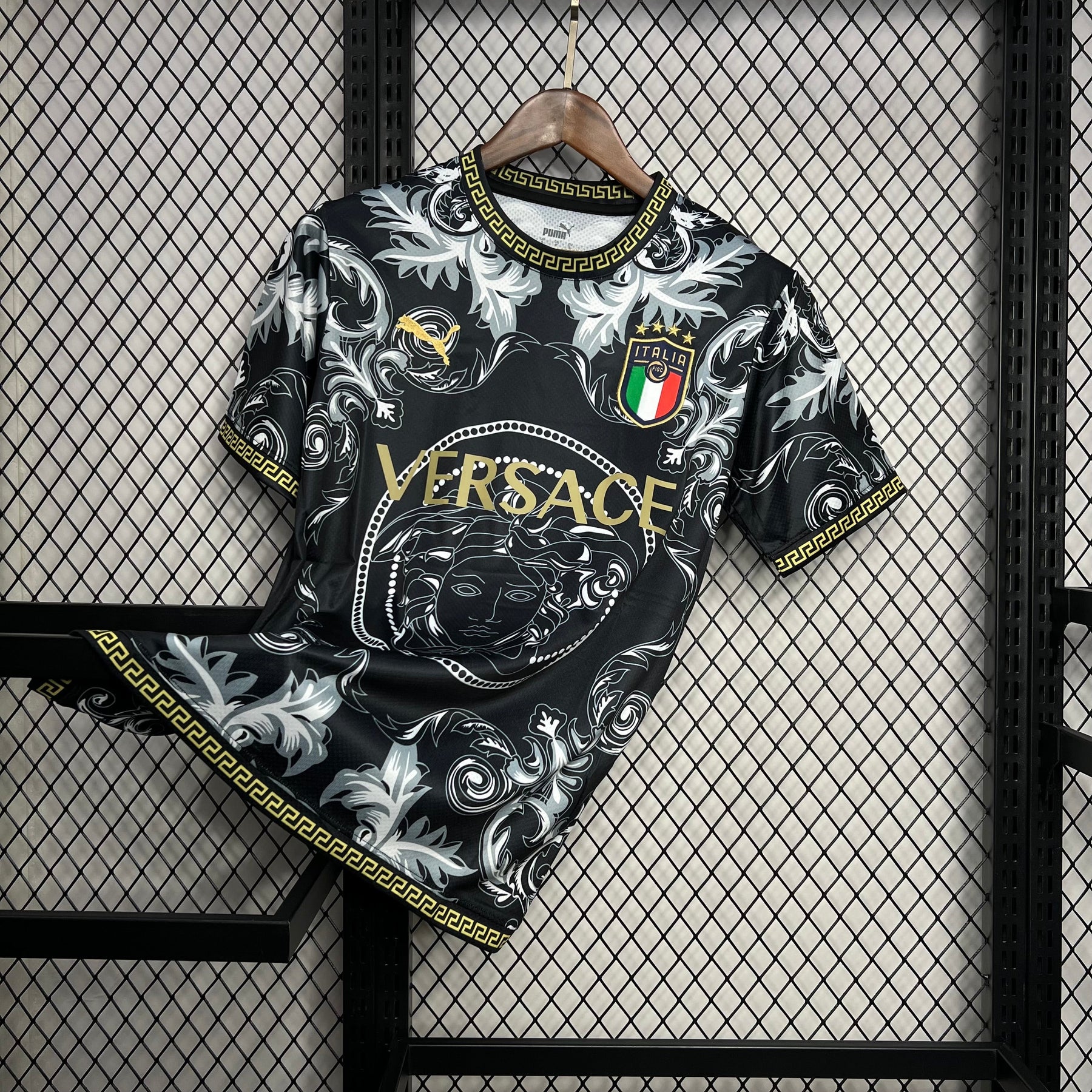 Camisa Itália Versace Co-Branded Edition 23/24 - Adidas Torcedor Masculina