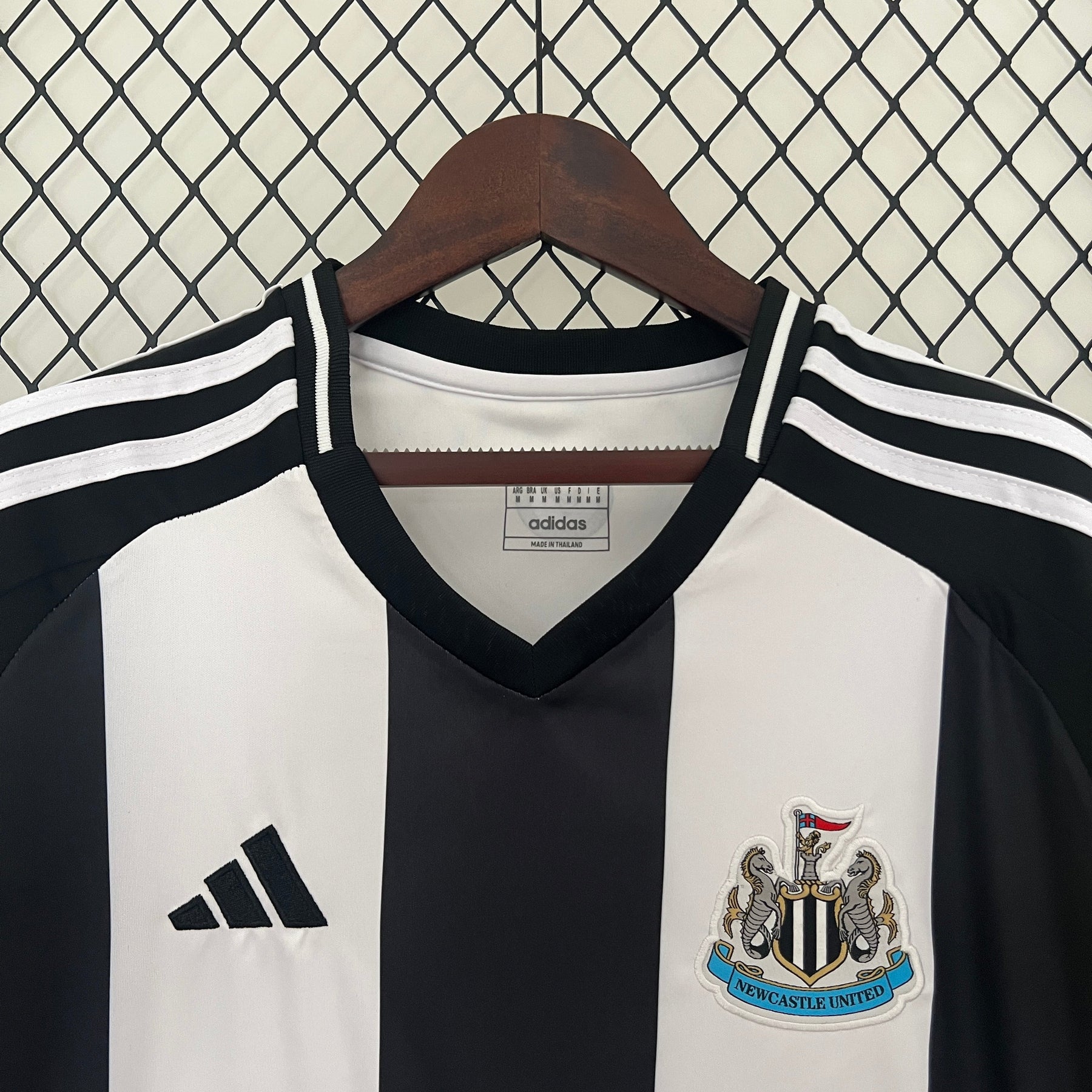Camisa Newcastle Home Adidas 24/25 Versão Torcedor Masculino