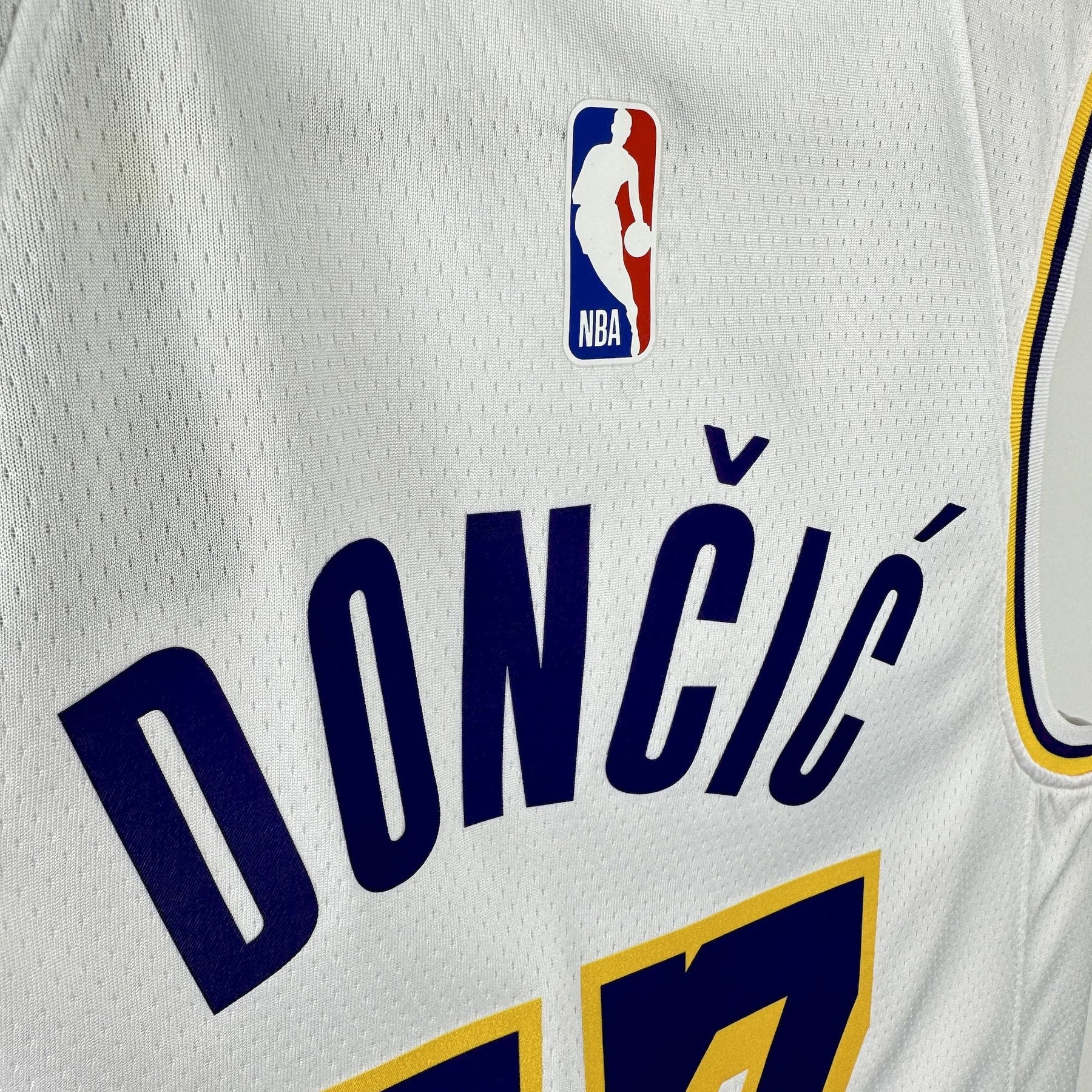Camisa NBA Lakers #77 Doncic Association Edition - 23/24