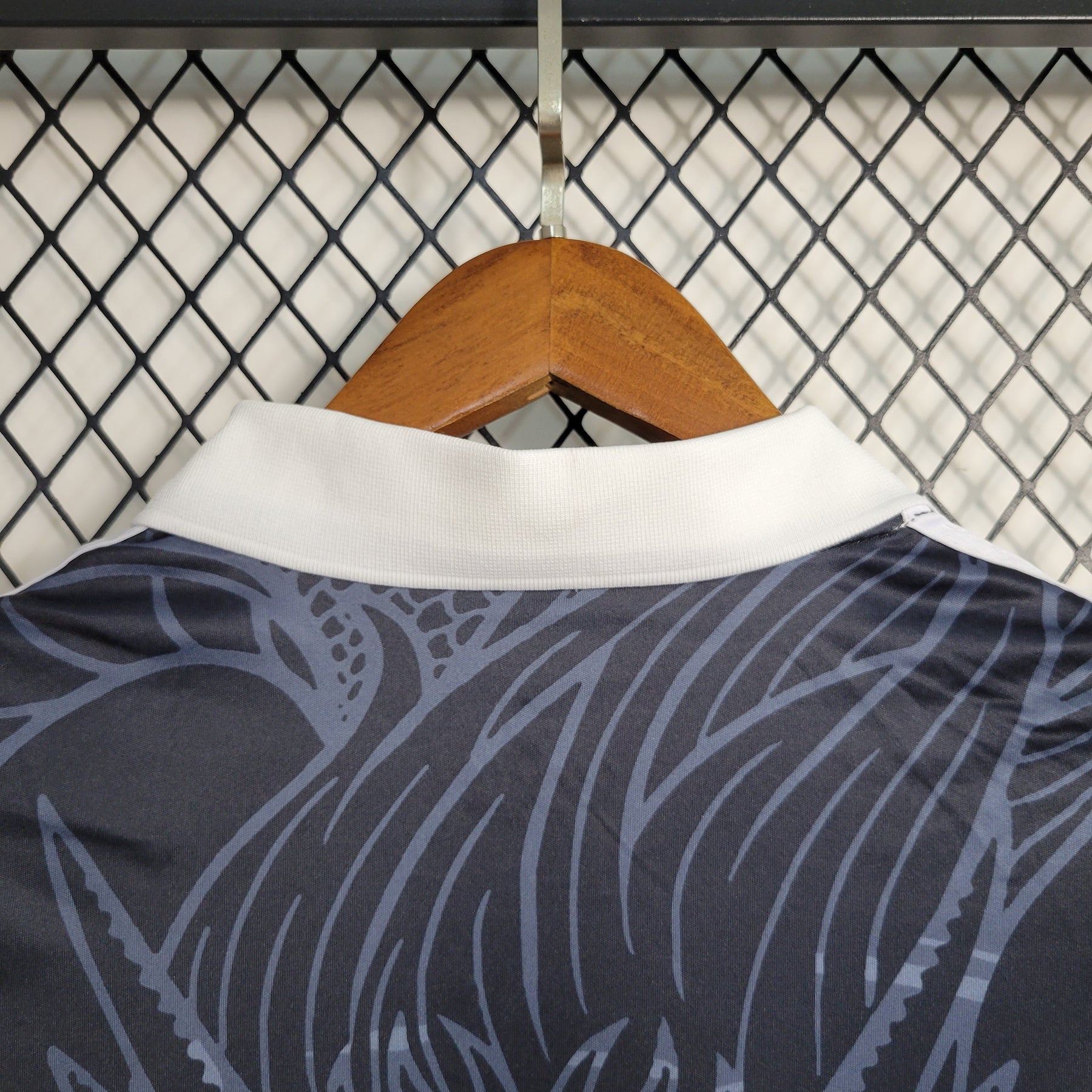 Camisa Real Madrid Black Edição Especial 23/24 - Versão Torcedor