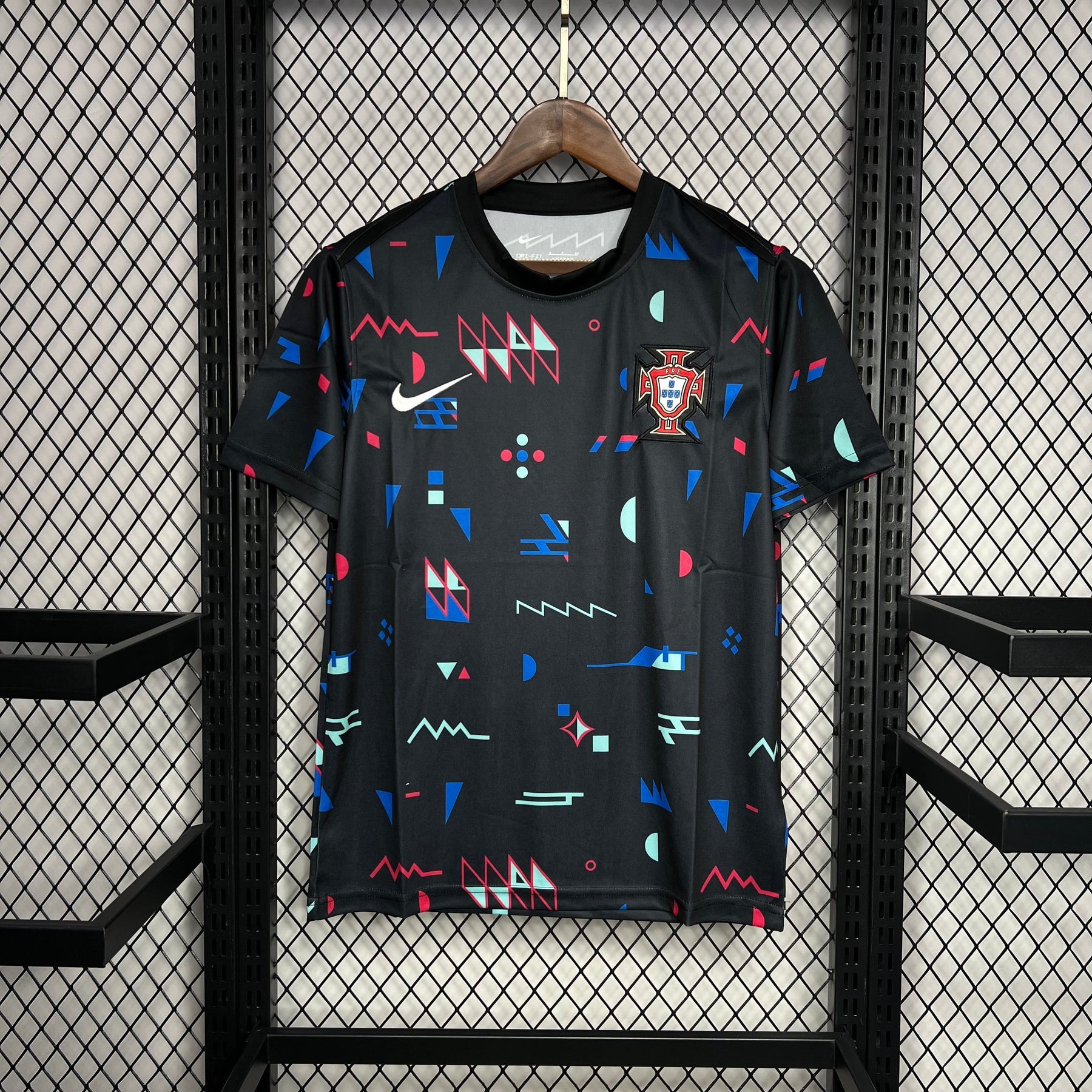 Camisa Portugal Pré-Jogo 24/25 - Torcedor Masculina