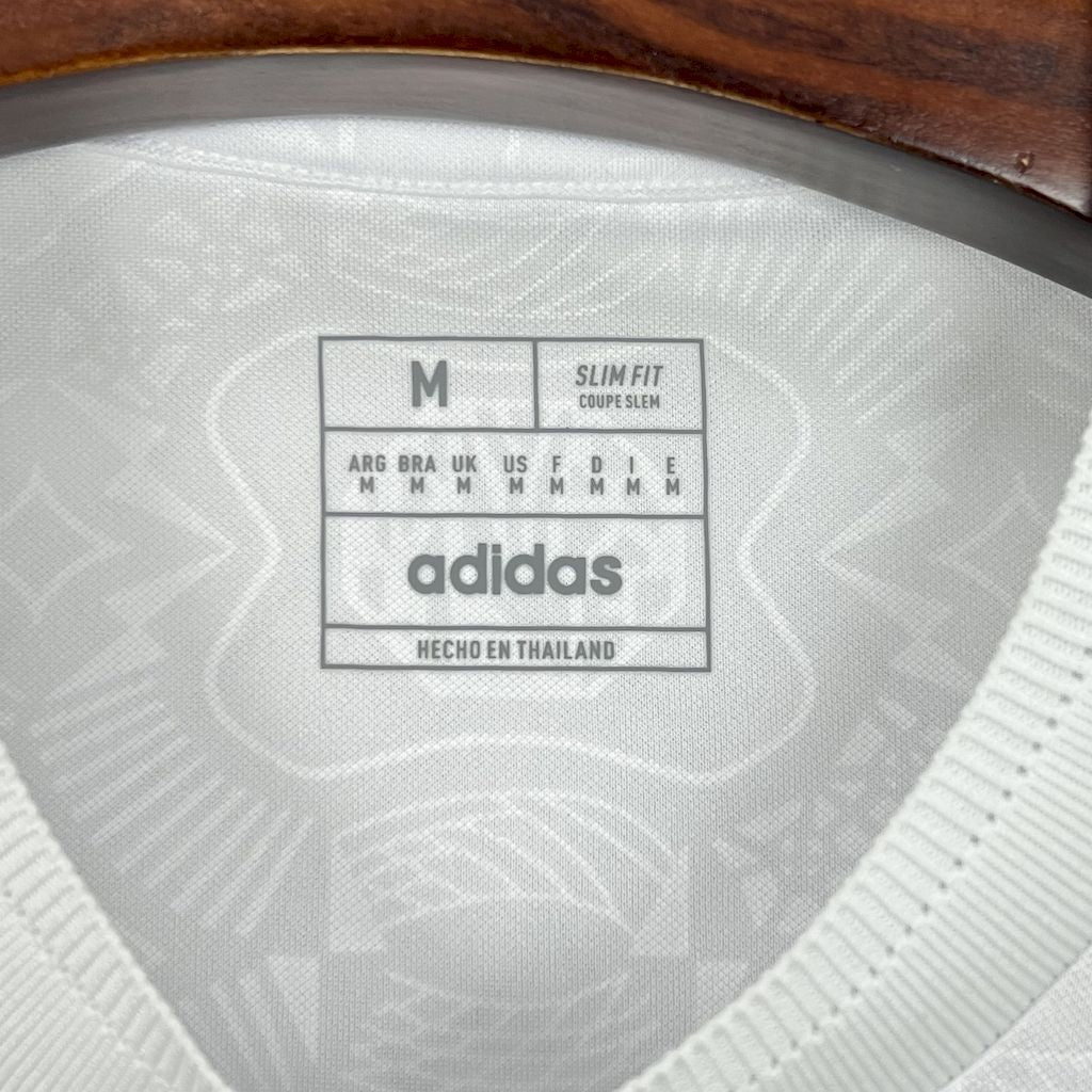 Camisa Bayern De Munique 24/25 Aniversario De 125 anos Branca - Torcedor Masculina