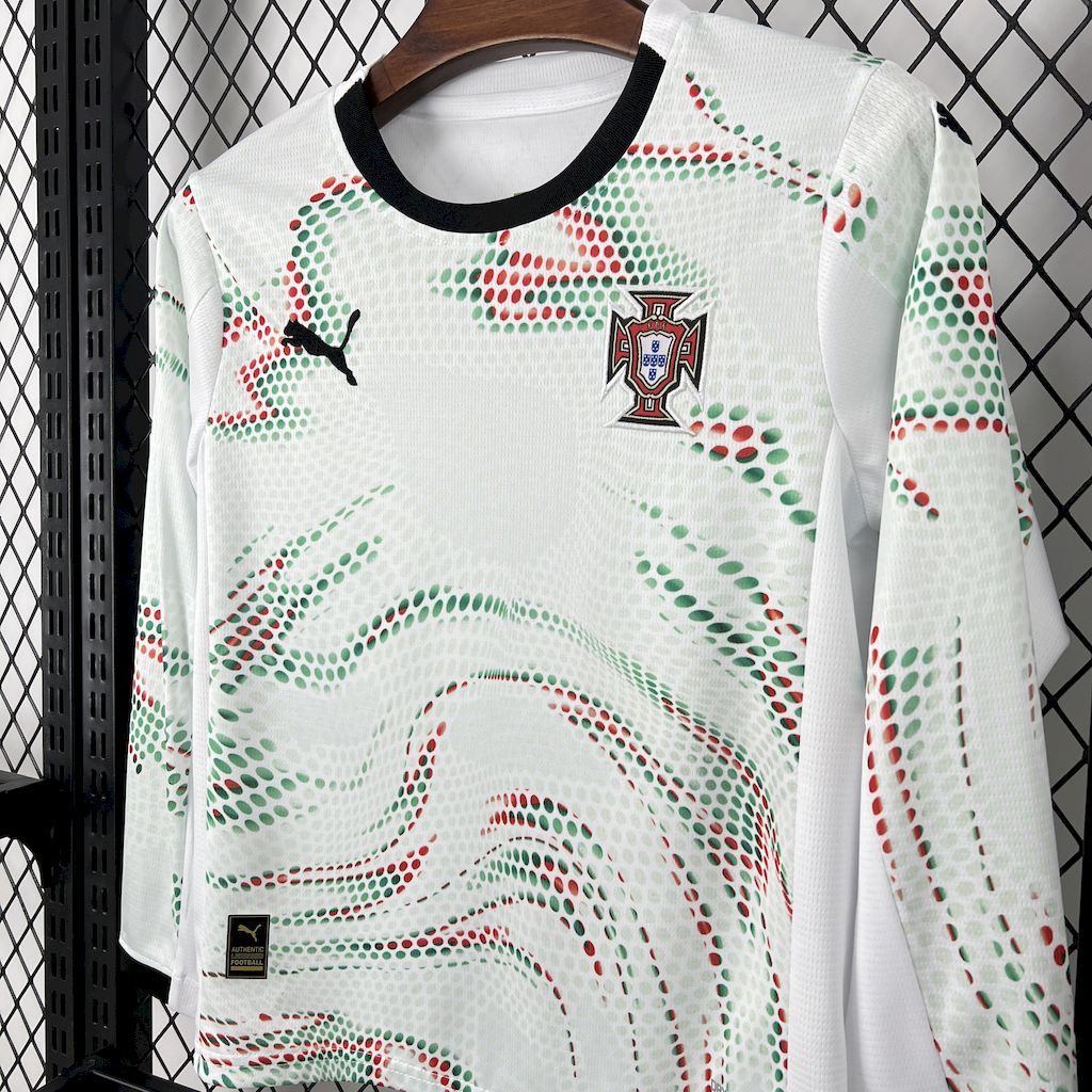 Kit Infantil Portugal Away 25/26 - Manga longa