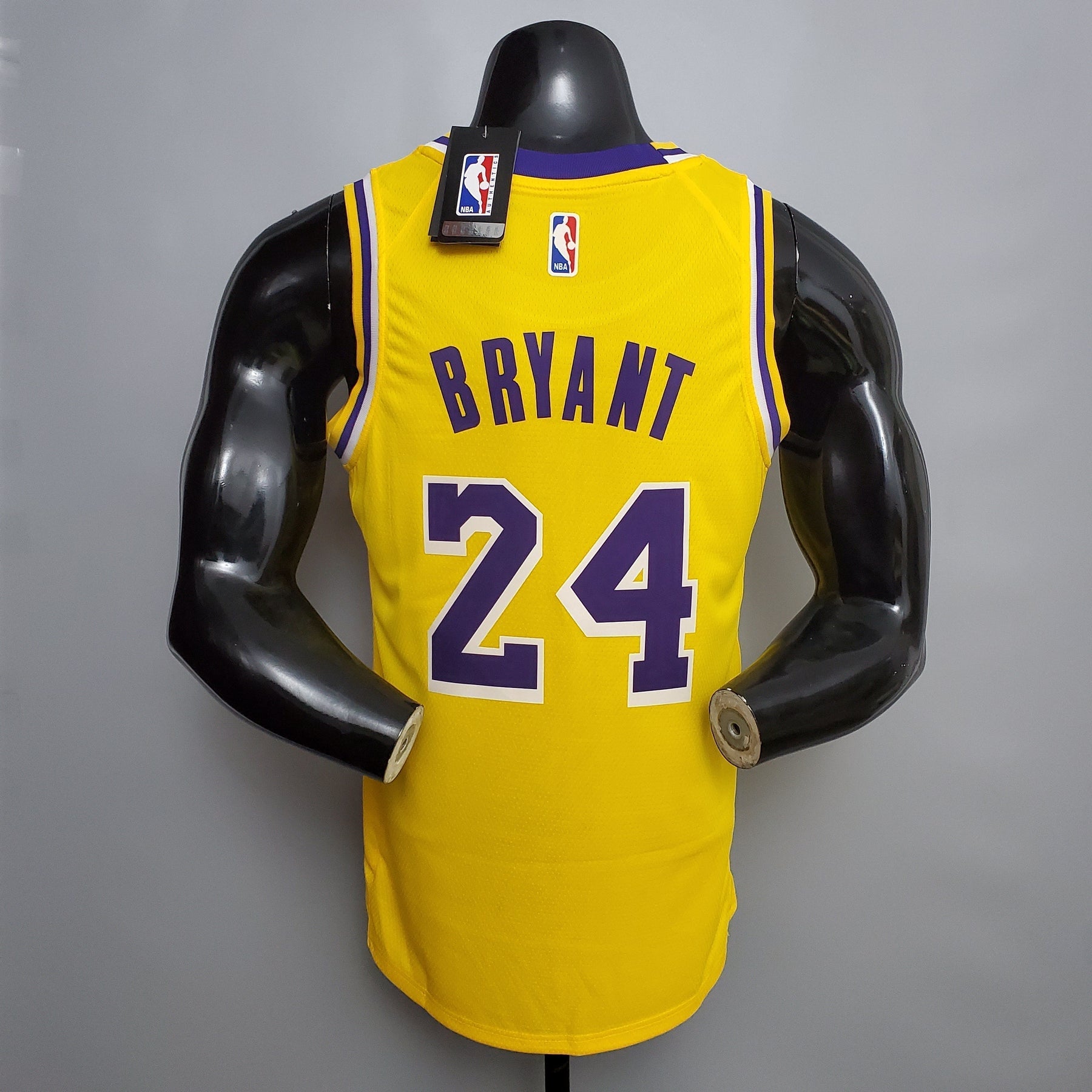 Camisa NBA Lakers #24 Bryant Commemorative Yellow - 23/24