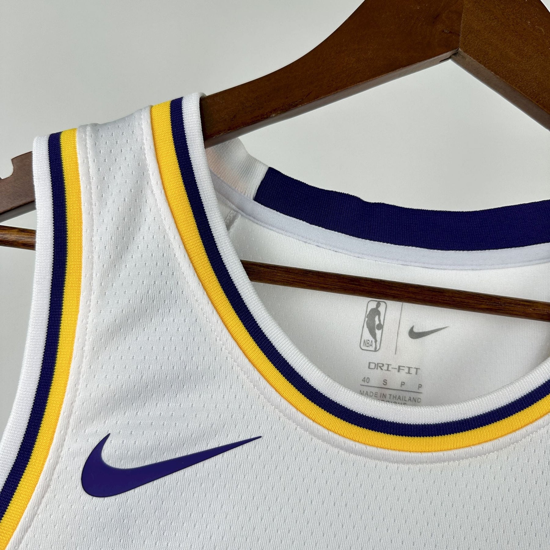 Camisa NBA Lakers #77 Doncic Association Edition - 23/24