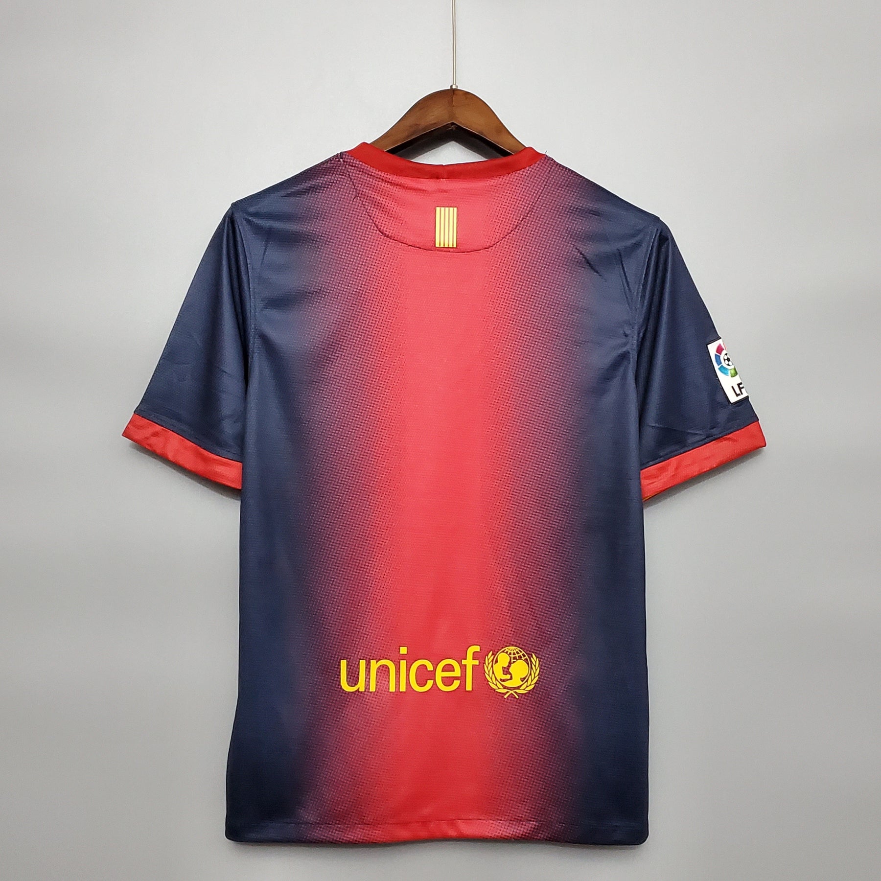 Camisa Barcelona Titular 12/13 - Versão Retro