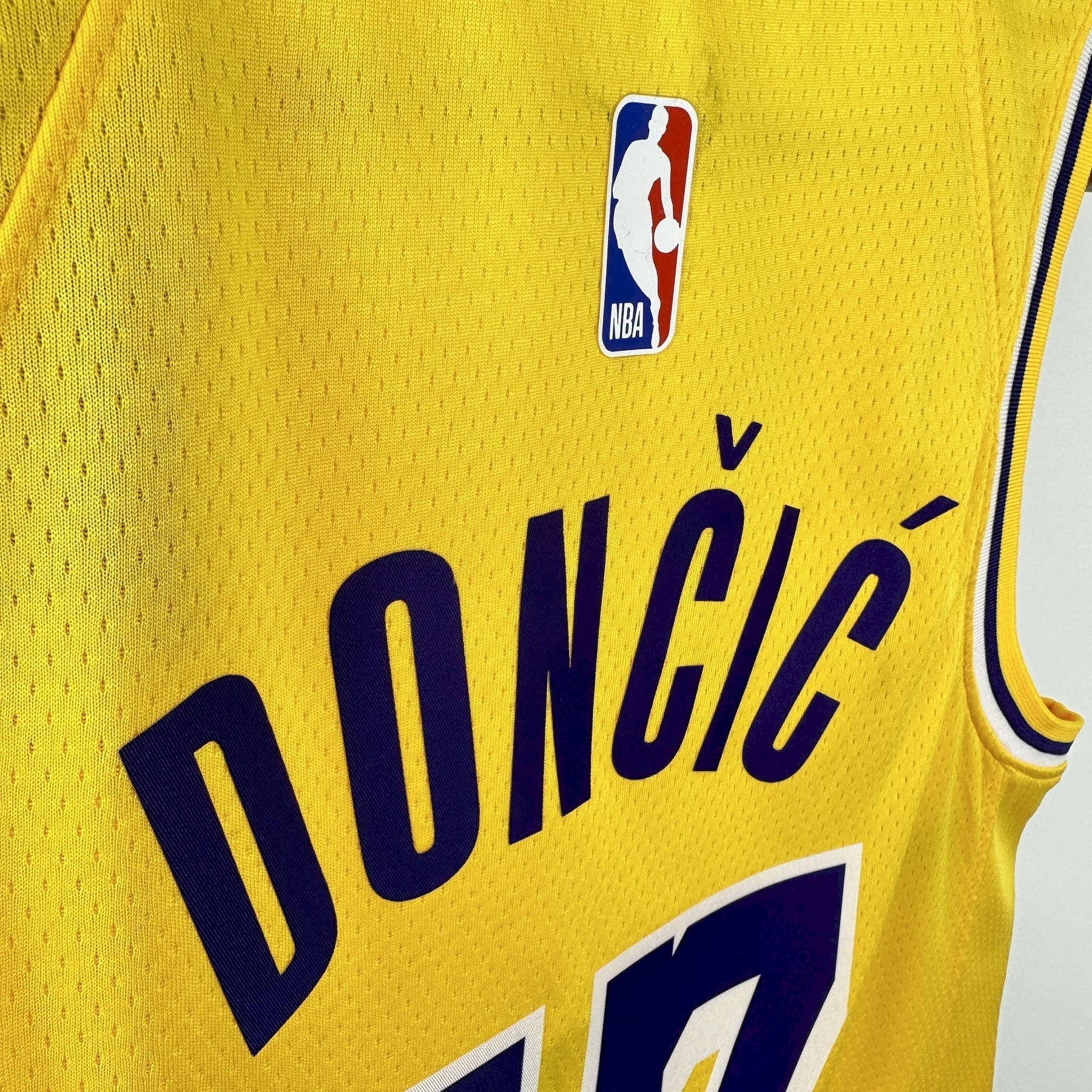 Camisa NBA Lakers #77 Doncic Icon Edition - 23/24