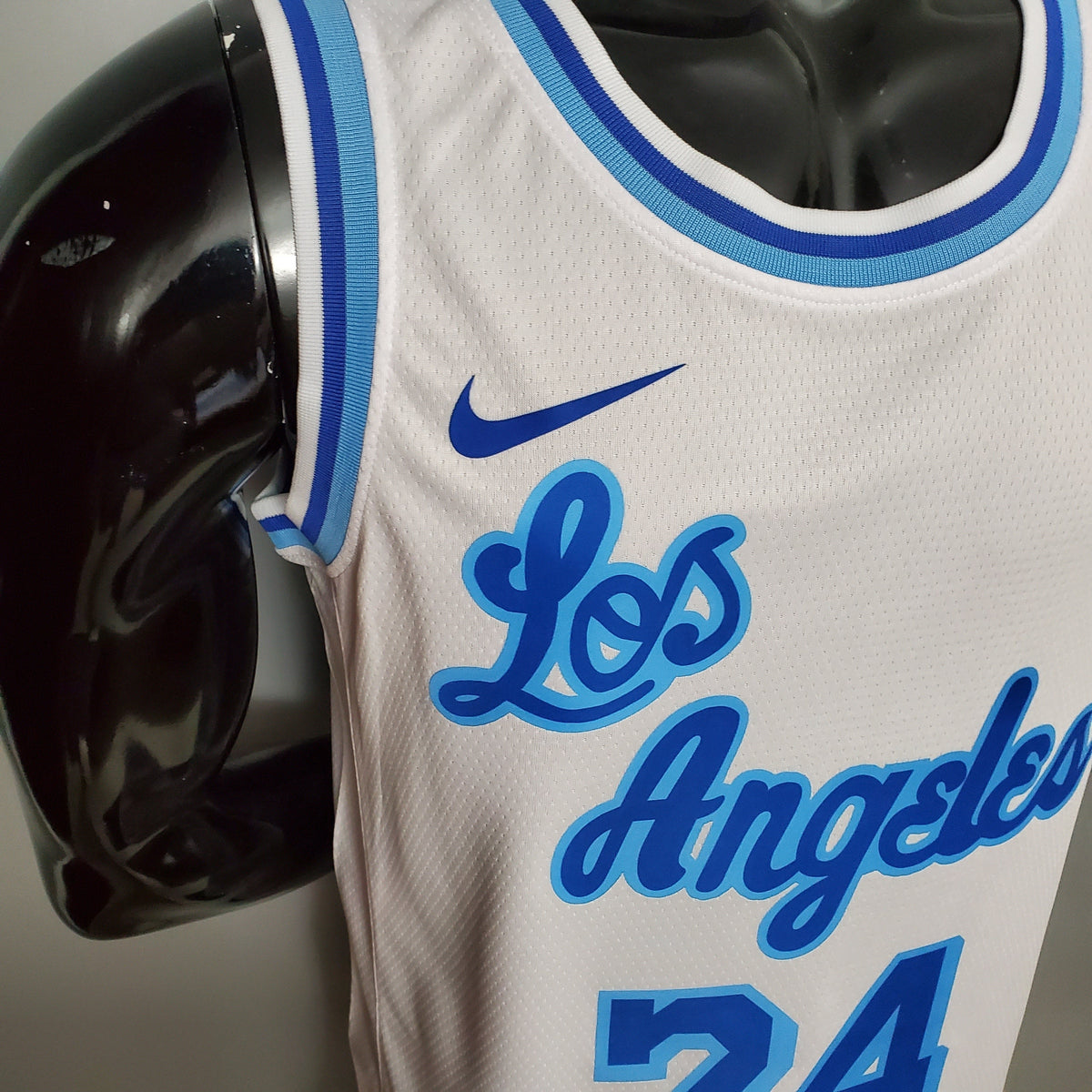 Camisa NBA Lakers #24 Bryant Retro Night White - 23/24