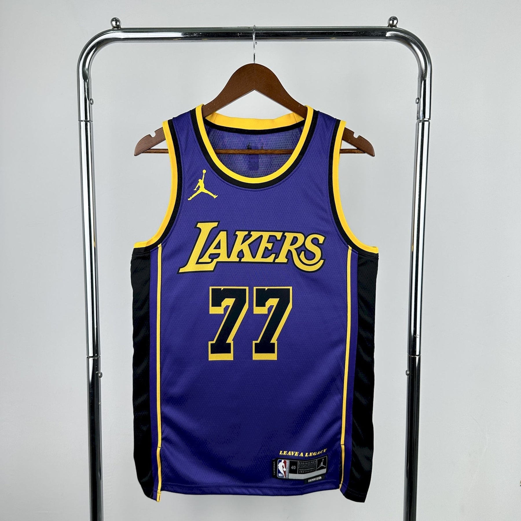 Camisa NBA Lakers #77 Doncic Statement Edition - 23/24