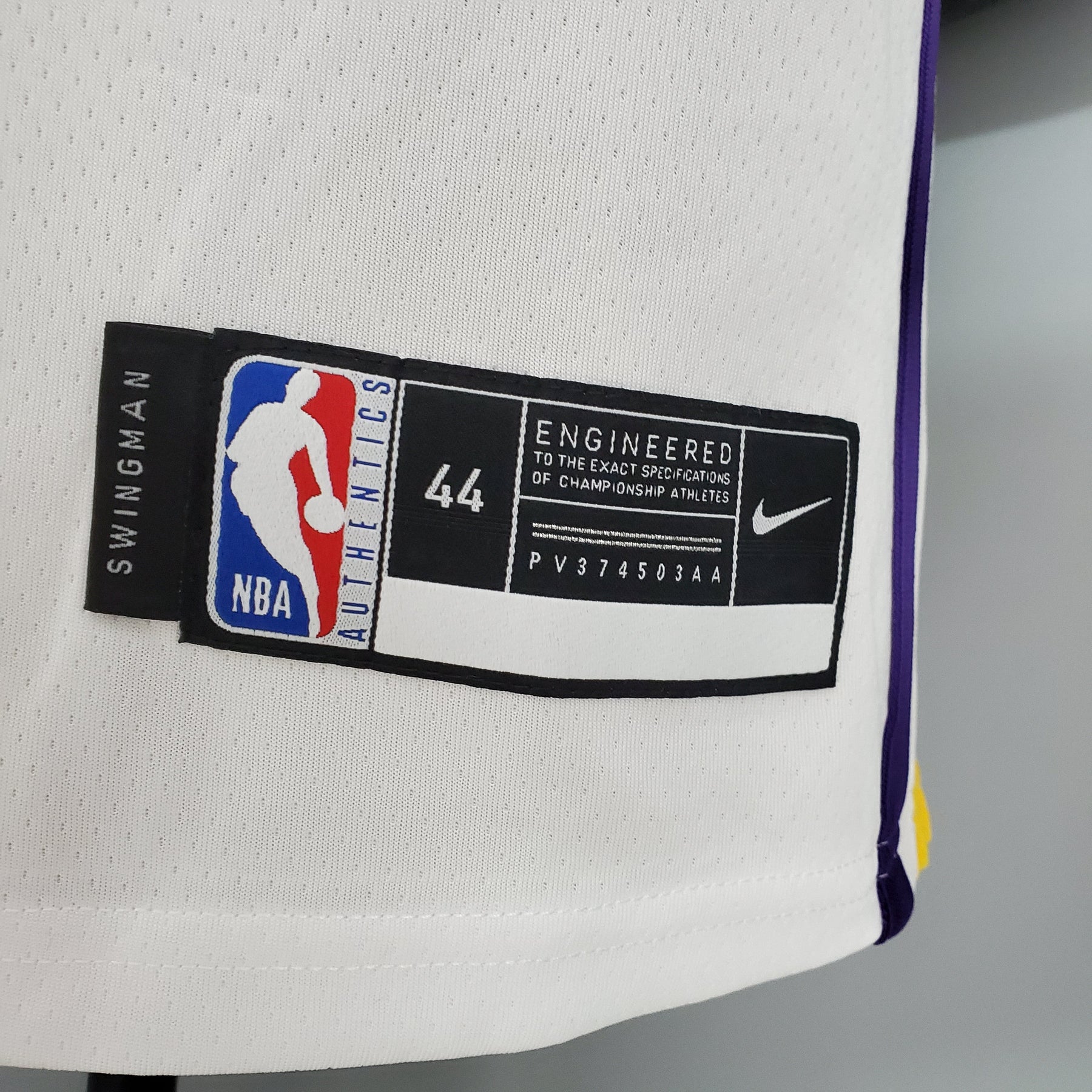 Camisa NBA Lakers #7 Anthony V-Neck White - 23/24
