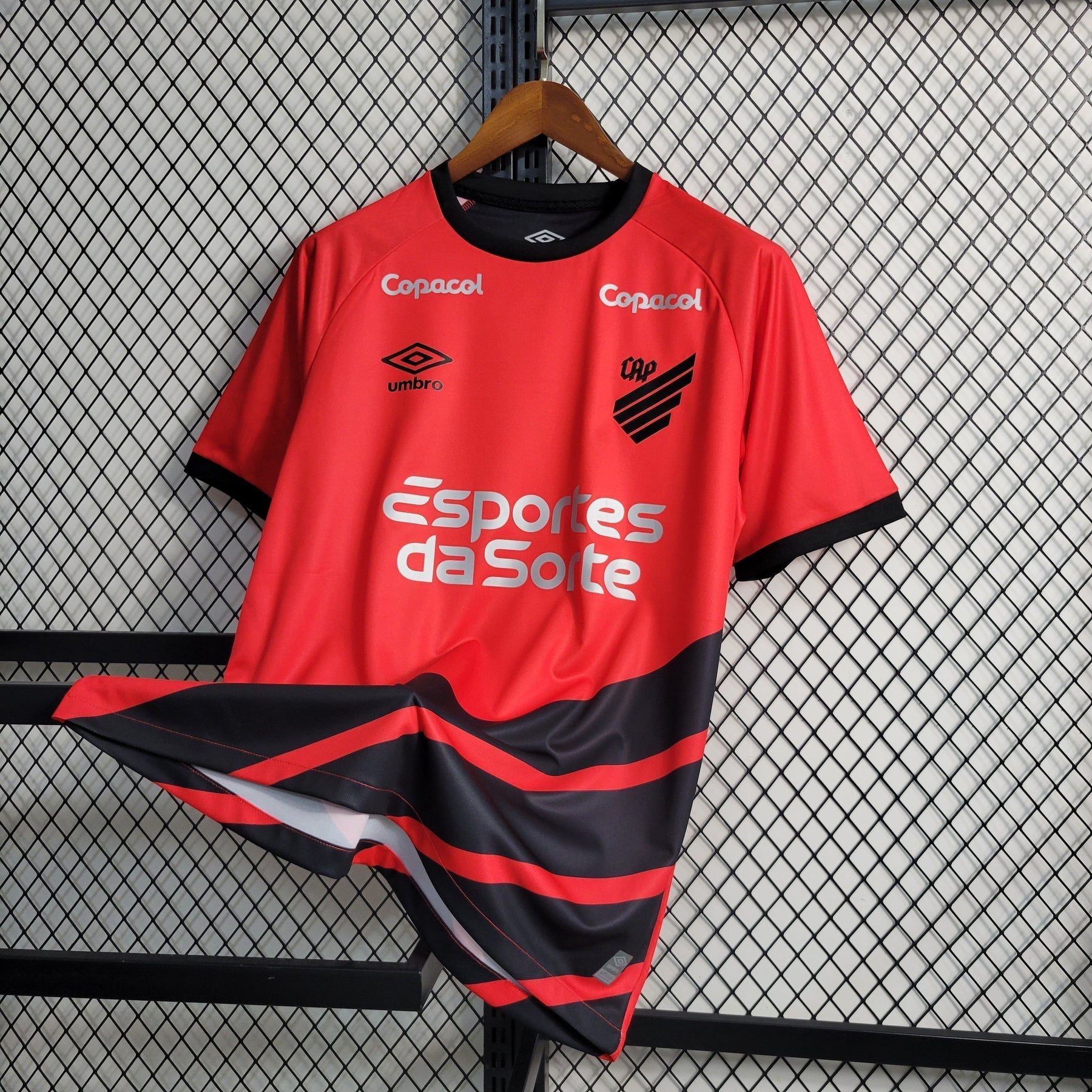 Camisa Athletico Paranaense Home 23/24 - Umbro Torcedor Masculina