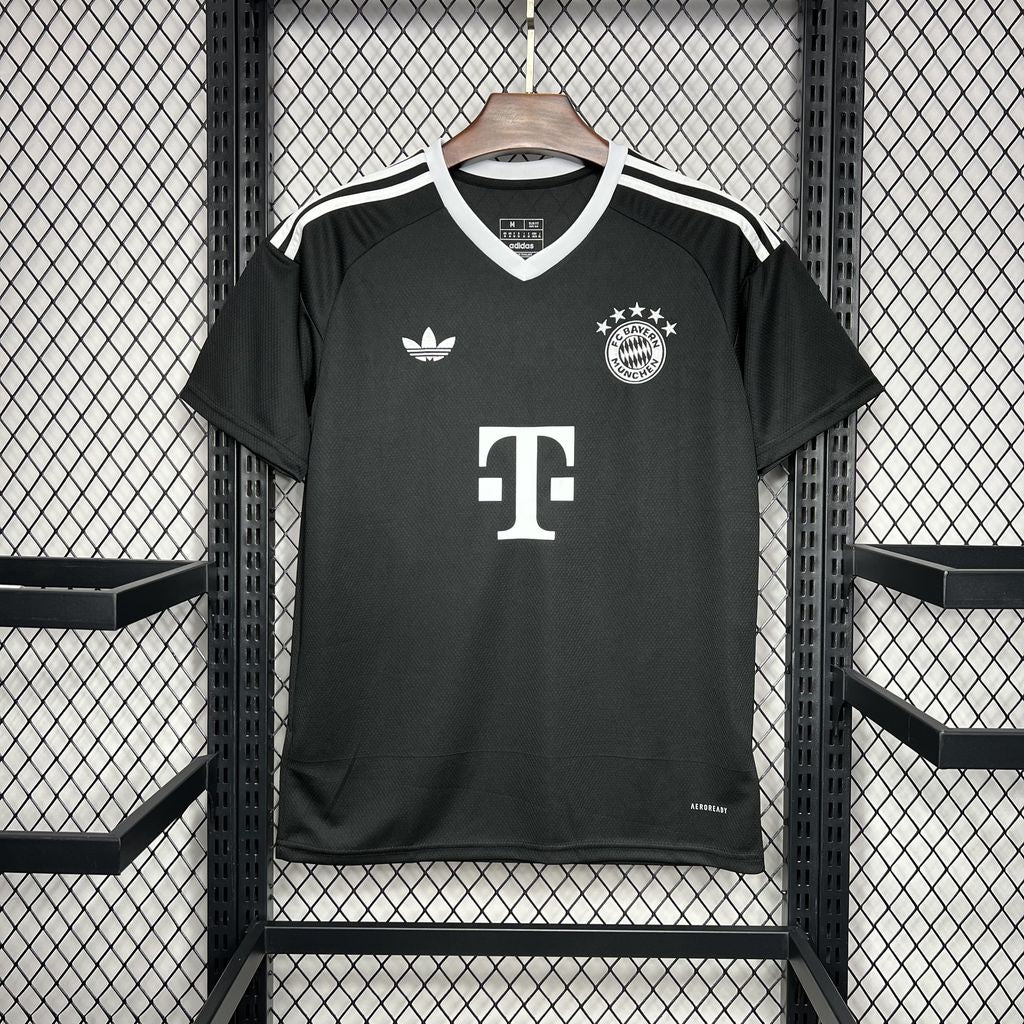 Camisa Bayern de Munique Treino 24/25 - Adidas Torcedor Masculina