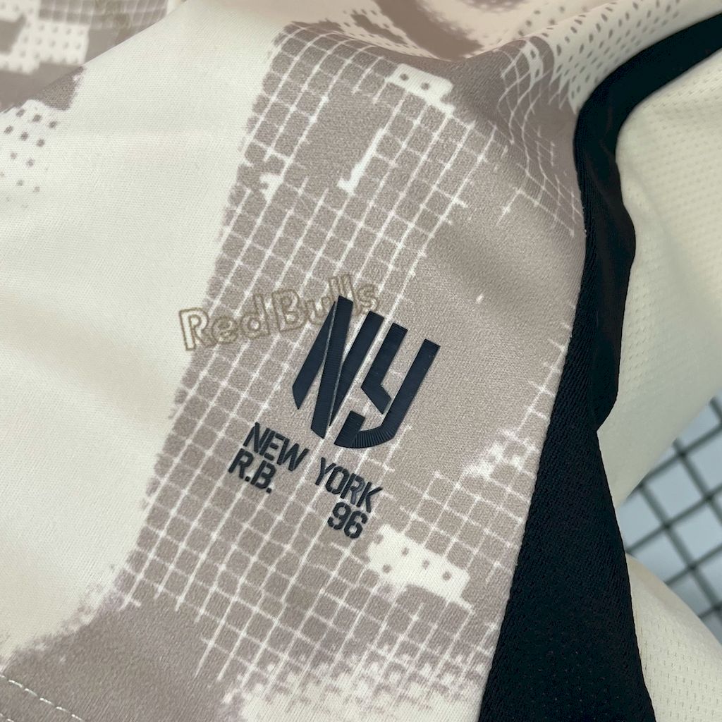 Camisa New York Red Bull Salzburg Home 25/26  - Torcedor Masculina